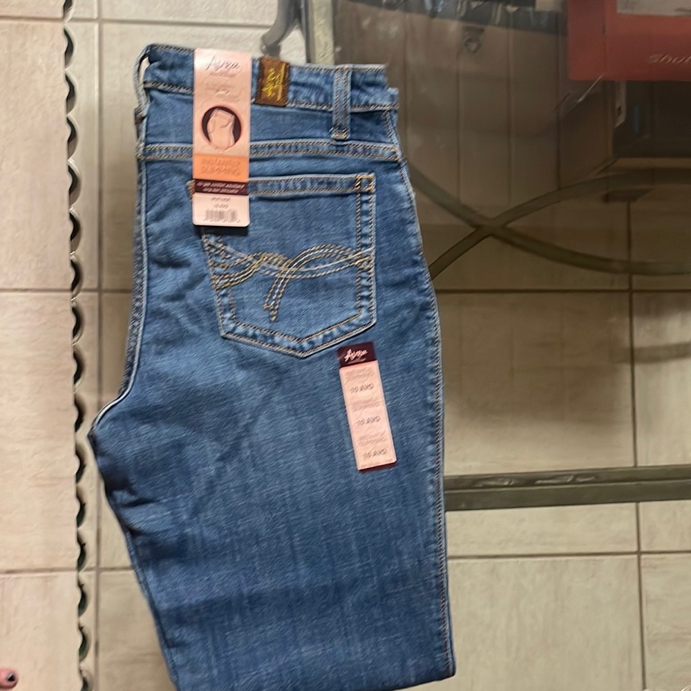 Wrangler Aura jeans